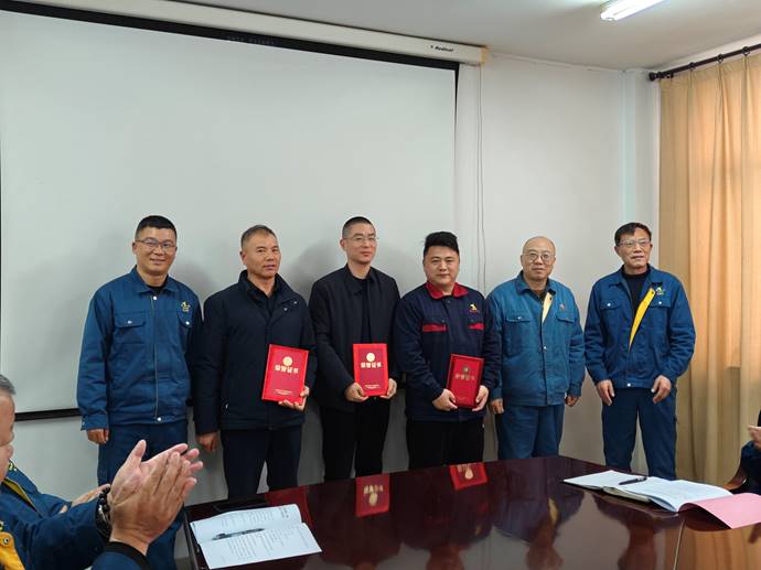 第一事業(yè)部冶化協(xié)力項目部獲銅冠冶化公司“強化意識，防控風險”...