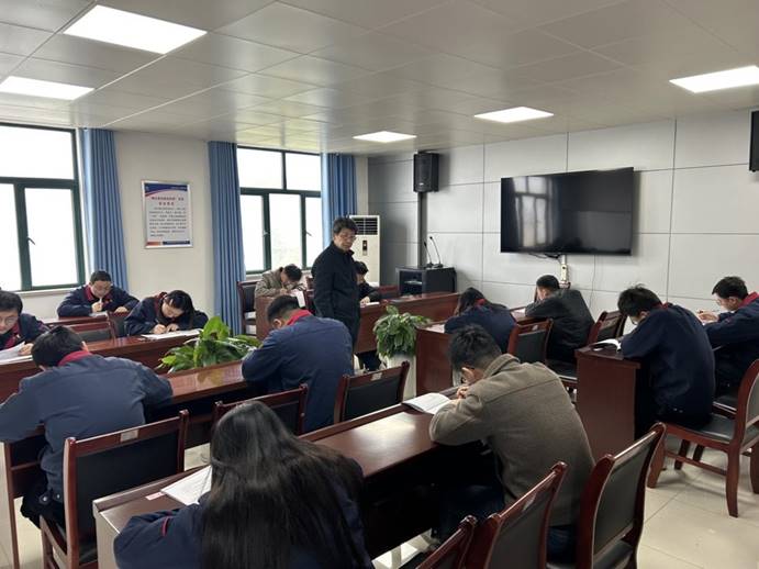 建材公司、檢測公司聯(lián)合開展管理人員業(yè)務提升考試