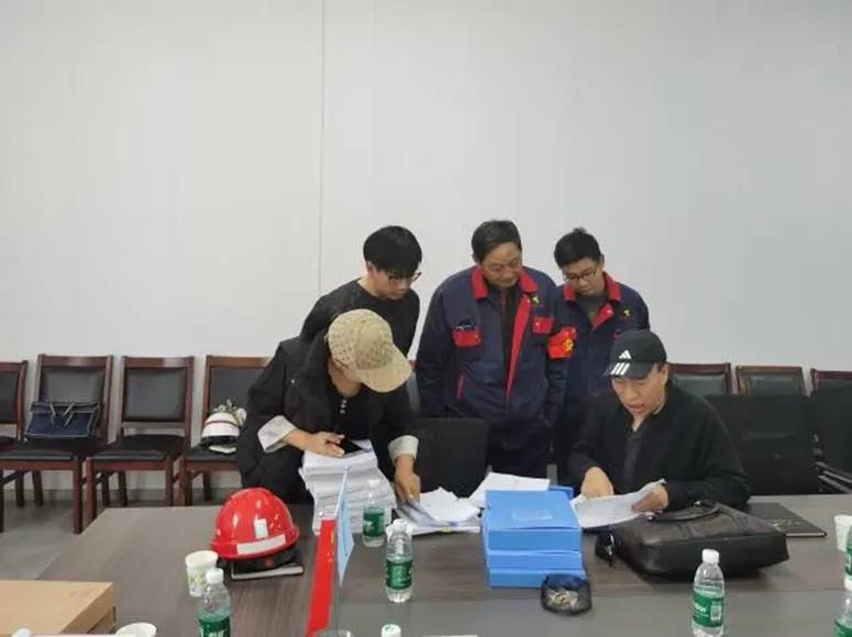 赤峰金通二期電解項(xiàng)目部順利通過(guò)赤峰市高新區(qū)國(guó)慶節(jié)前安全、質(zhì)量聯(lián)合專項(xiàng)檢查 