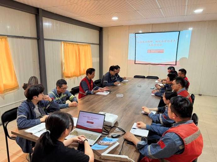 厄瓜多爾分公司開(kāi)展“五四”系列活動(dòng) 厄瓜多爾分公司開(kāi)展“五四”系列活動(dòng)